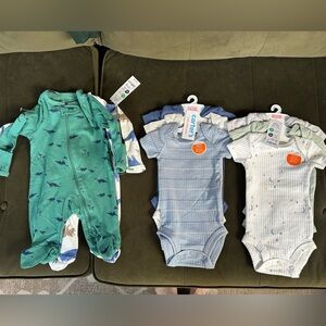 Brand new with tags Carter's Baby One-Piece Bodysuit Set and pajama set